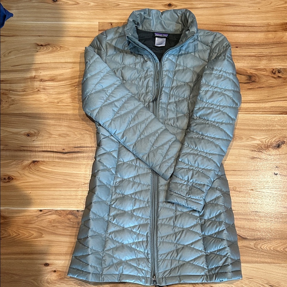 Patagonia Women's Quilted Jacket in light green